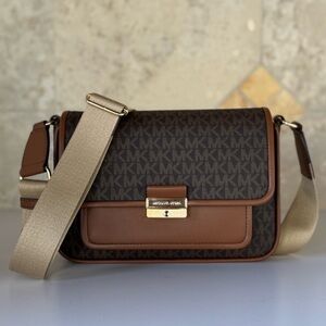 Michael Kors Bradshaw MD Flap Messenger Bag MK Brown